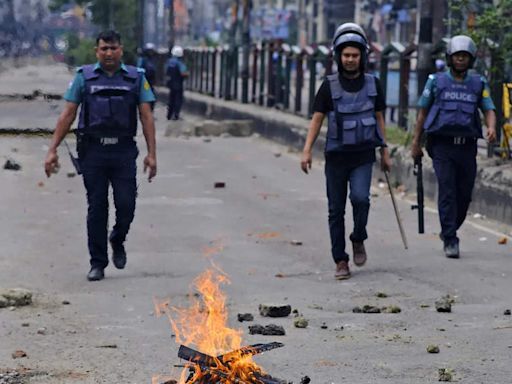 Diplomats confront Bangladesh foreign minister over violence - The Economic Times