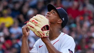 Rafael Devers, Red Sox steady the ship, beat Mariners in 10 innings for first series win since the All-Star break - The Boston Globe