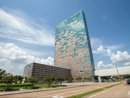 WATCH: Hertz Tower in Lake Charles demolished Saturday