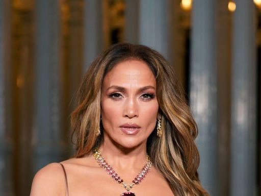 Jennifer Lopez Posts Song With Lyrics "Her Life Is Better Now Without Him" Amid Ben Affleck Divorce Rumors