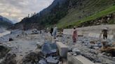 In Pakistan, fears of waterborne diseases as floods recede