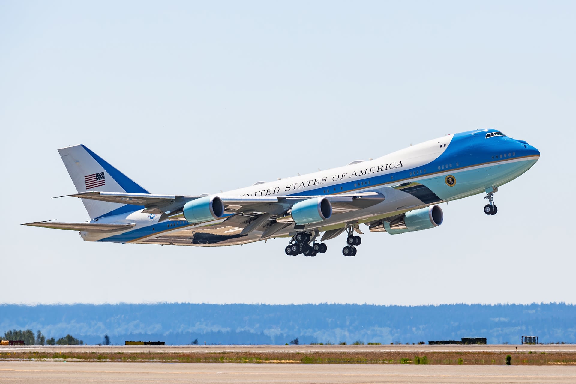 In Photos: Air Force One Returns Home to Seattle