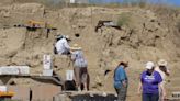 Tickets on sale for tours of Tri-Cities mammoth bone dig. They’re expected to go fast