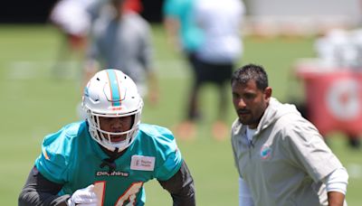 Was Miami Dolphins rookie Chop Robinson a Washington Commanders fan? It's complicated.