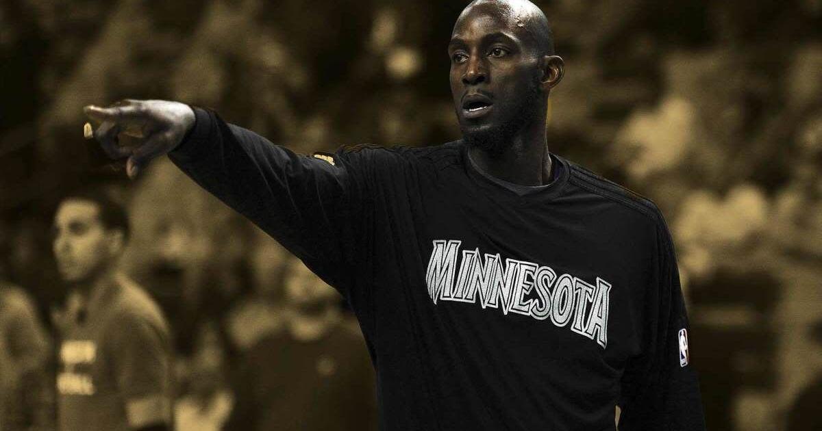 “Every motherf***er in here looking at him” - Kevin Garnett recalls his three favorite players to go up against when he first entered the NBA