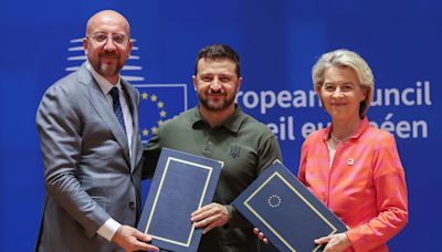 Alemanes y franceses muestran reticencias a la entrada de Ucrania en la UE