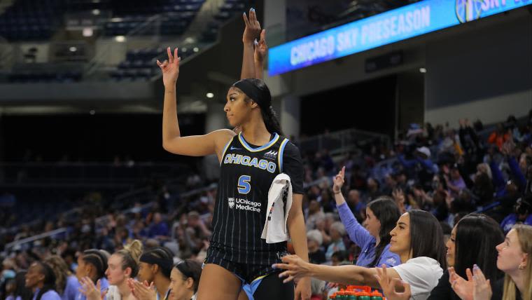 Angel Reese endorsement deals: Chicago Sky star boasts partnerships with Reebok, Beats By Dre and more | Sporting News