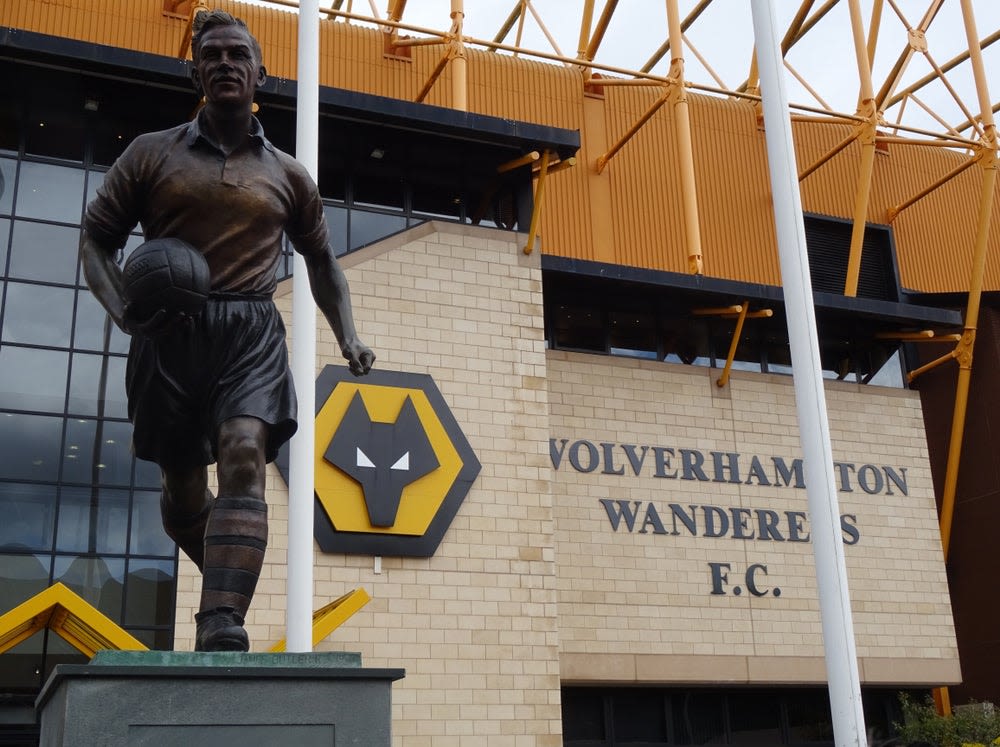 Wolverhampton Wanderers FC selects Neo as its Official Foreign Currency Exchange Partner