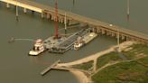 How much oil spilled then barge struck Pelican Island Causeway bridge?