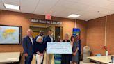 Illinois Secretary of State visits SWIC, awards grant for adult literacy program