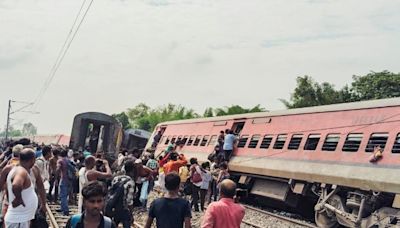 Chandigarh-Dibrugarh Express Derails Near Uttar Pradesh's Gonda, Four Killed - News18