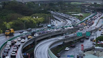 清明連假出門前必看！公路局「塞車預測懶人包」、提前祭祖避車潮