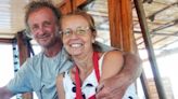 Compraron un barco por US$1500, dejaron su vida en La Plata y emprendieron el viaje de sus sueños: “Vivir en el agua es barato”