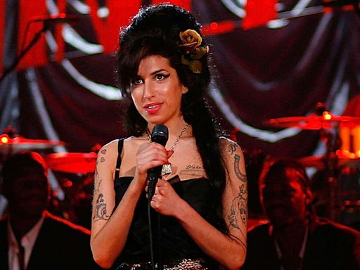 Amy Winehouse’s Viral Hot-Mic Moment from 2008 Grammys About Justin Timberlake Cut from “Back to Black” Biopic