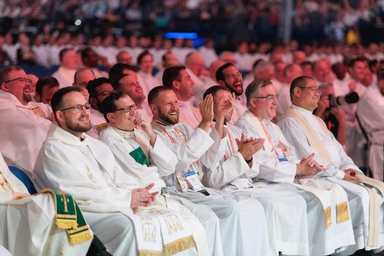 Scott Hahn Urges Priests at National Eucharistic Congress to ‘Rekindle Eucharistic Amazement’