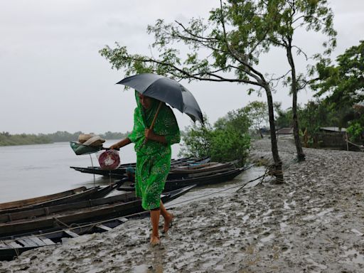 Ciclone Remal causa quatro mortes e deixa milhões sem luz na Índia e no Bangladesh