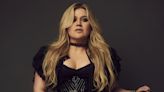 Kelly Clarkson on her ‘horrible’ divorce, working with Steve Martin and talk show drama