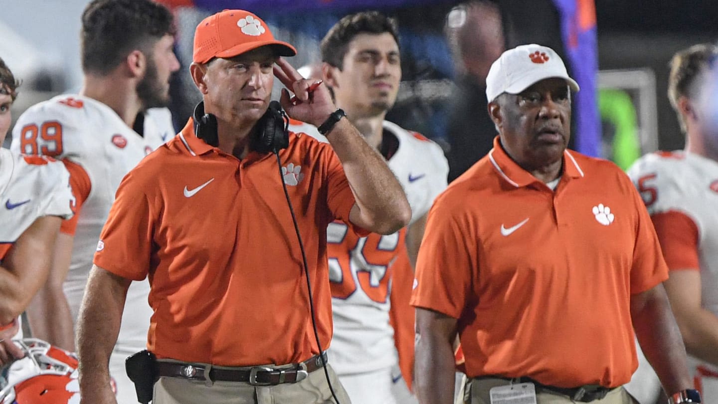 Clemson Tigers Receive Huge Update On 2025 WR Target