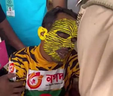 Bangladesh Super Fan In Middle Of Kanpur Test Row 'Was Abusing Mohammed Siraj': Report | Cricket News