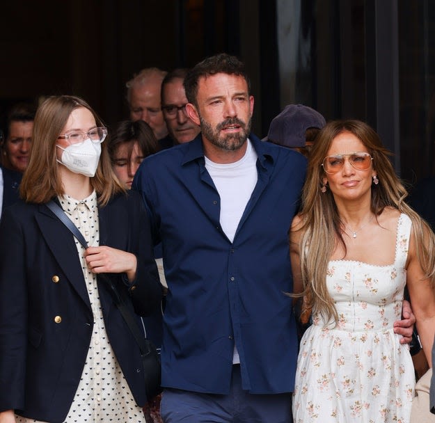 Jennifer Lopez’s Close Relationship With Ben Affleck’s Children Amid Their Rumored Split Has Been Highlighted Once Again, And...