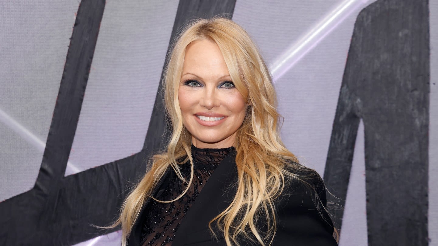 Pamela Anderson to Receive Golden Eye Honor at Zurich Film Festival