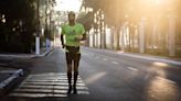Corrió 366 maratones en un año y rompe récord mundial