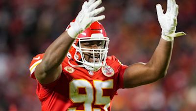 Chiefs Given Props for 'Critical' Retention of Chris Jones