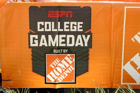 Where is ‘College GameDay’ this week? Location, schedule, guest picker for Week 5 on ESPN | Sporting News United Kingdom