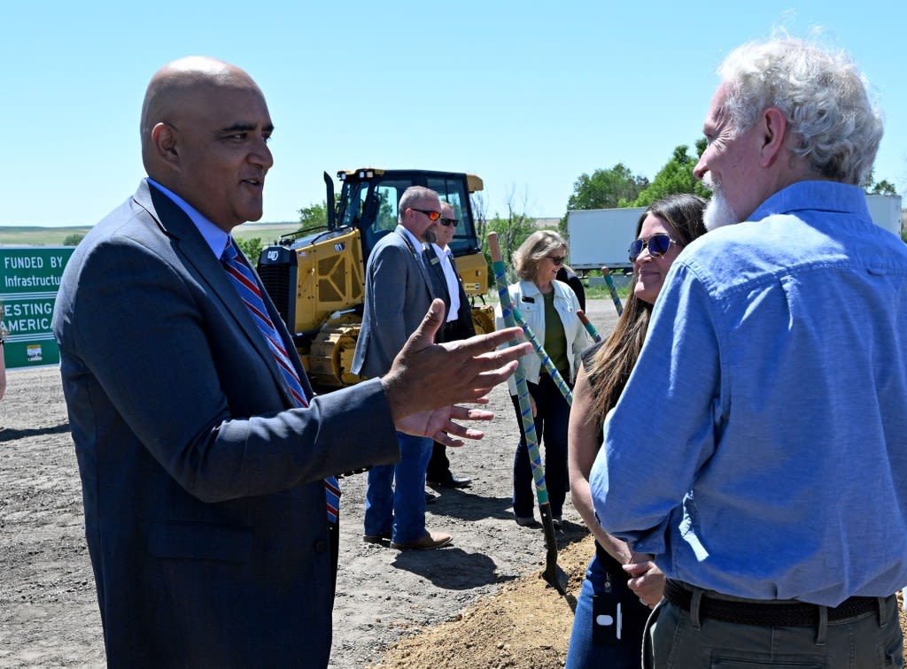 Colorado, national representatives celebrate start of I-25 expansion from Mead to Berthoud