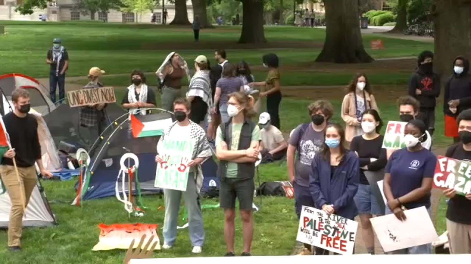 UNC students hold pro-Palestine rally in response to arrests at Columbia University