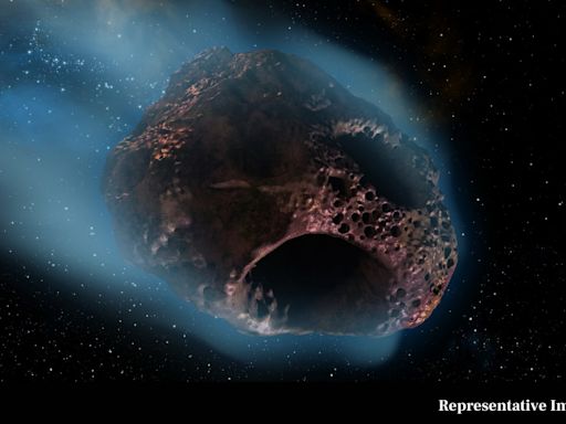 Three asteroids to hit Earth? NASA alerts of three giant space rocks heading towards us today