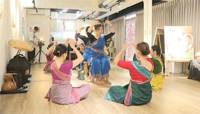 印度台北協會「夏日狂歡節」台灣舞者分享印度舞蹈