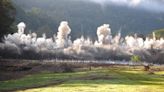 Material que sobrou após implosão da ponte entre Caxias e Nova Petrópolis será detonado com dinamite | Pioneiro