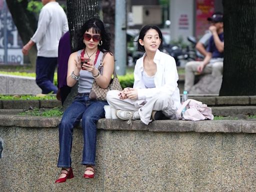 今早晚涼！南部午後有雨 明起東北季風減弱「各地高溫上看30℃」｜壹蘋新聞網