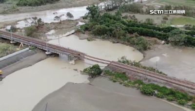 台鐵八掌溪橋「30公尺鐵軌懸空」 拚8/2通車