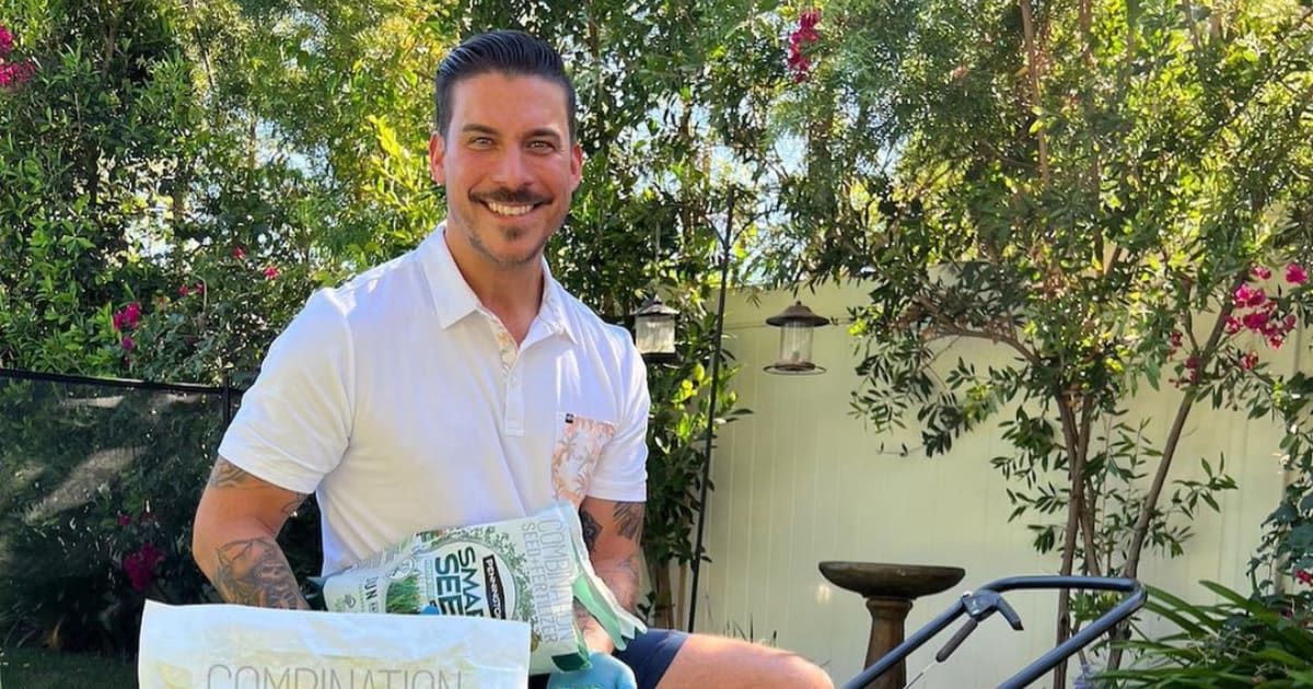 'Vanderpump Rules' star Jax Taylor's enters rehab facility to seek help post split with Brittany Cartwright