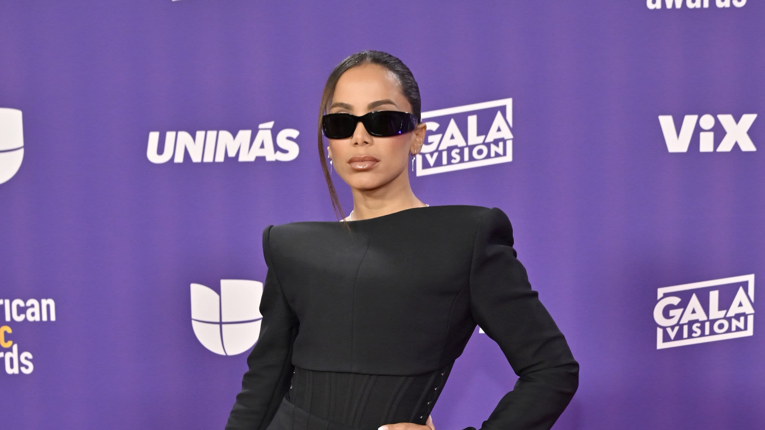 Anitta’s Sharp-Shouldered LBD Was Actually Debuted by Pal Paris Hilton