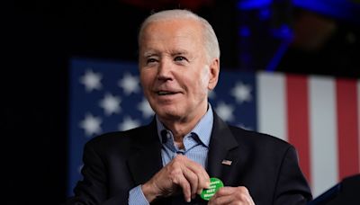 Campaña de Biden refuerza acciones: "No damos por sentado a ningún votante" - La Opinión