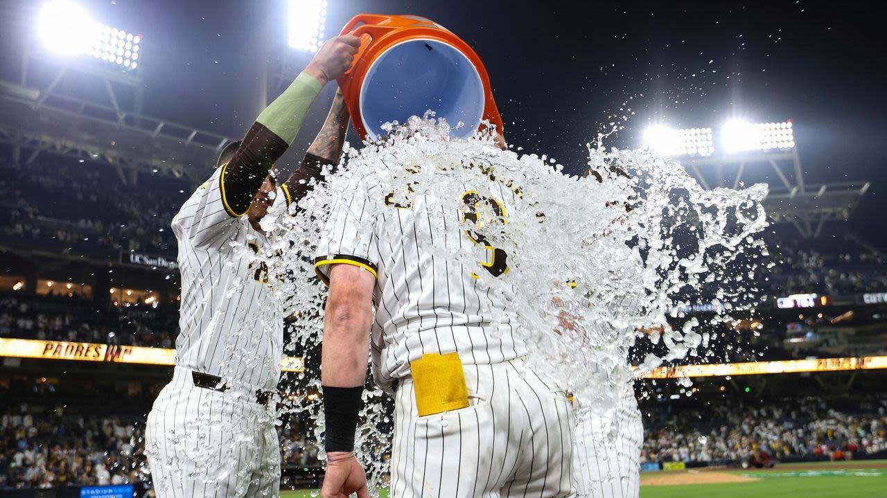 Cronenworth hits walk-off homer and Tatis slugs 446-foot blast as the Padres beat the Brewers 7-6