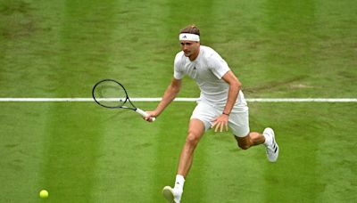 Alexander Zverev scores comfortable Wimbledon win