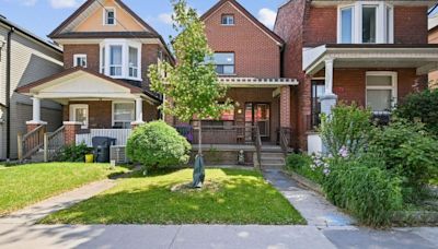 This Dovercourt Village home with three bedrooms and three bathrooms is fairly listed at $1.2 million. So why hasn’t it sold?