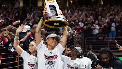 Dawn Staley honored with Jimmy V Perseverance Award at ESPYS