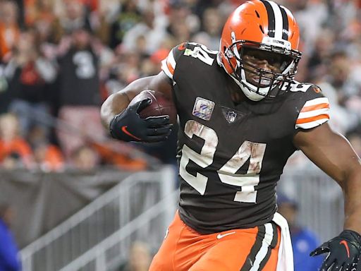 Former NFL Exec Reveals Bold Prediction for Cleveland Browns RB Nick Chubb