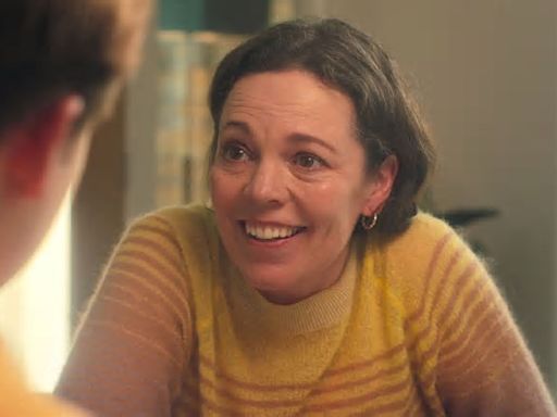 'Heartstopper': Olivia Colman no estará en la temporada 3, que Joe Locke define como "más oscura y cachonda"