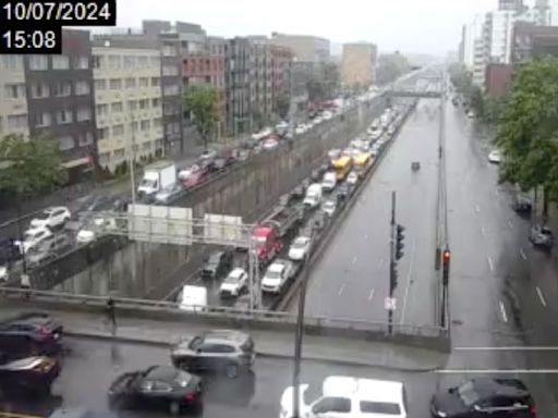 Heavy rain closes parts of Montreal-area highways, including Décarie Expressway