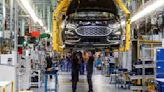 Ford fabricará un nuevo modelo en Almussafes y garantiza la carga de trabajo