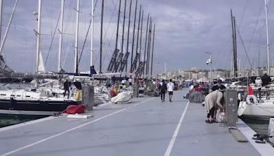 La Larga de PalmaVela arranca con viento en la bahía, rumbo a Formentera