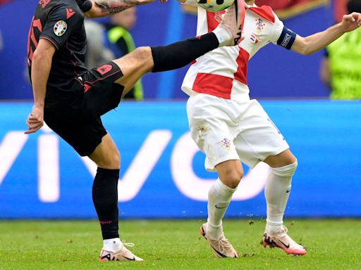 Croatia and Albania draw 2-2 in thriller