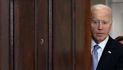 Joe Biden’s Family Start Plotting His Exit as More Top Democrats Say ‘Quit’