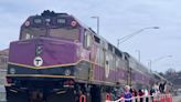 2 people struck and killed by MBTA Commuter Rail train in Mass.